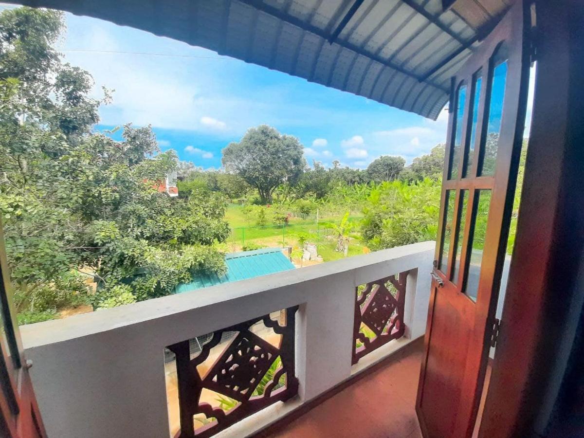 Sinhagiri Villa Sigiriya Exteriör bild