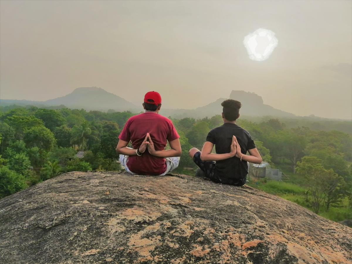 Sinhagiri Villa Sigiriya Exteriör bild